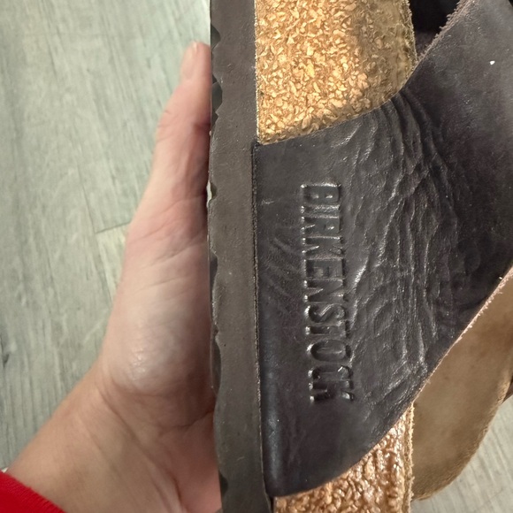 Birkenstock Gizeh Brown Leather Thong Sandals Brass/Gold Accents - Rare Find! - Picture 14 of 16